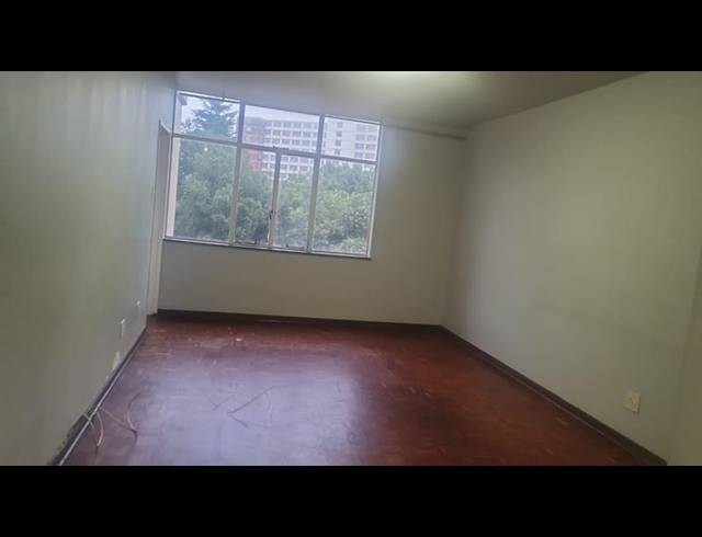 1 BEDROOM APARTMENT FOR SALE IN BEDFORD GARDENS